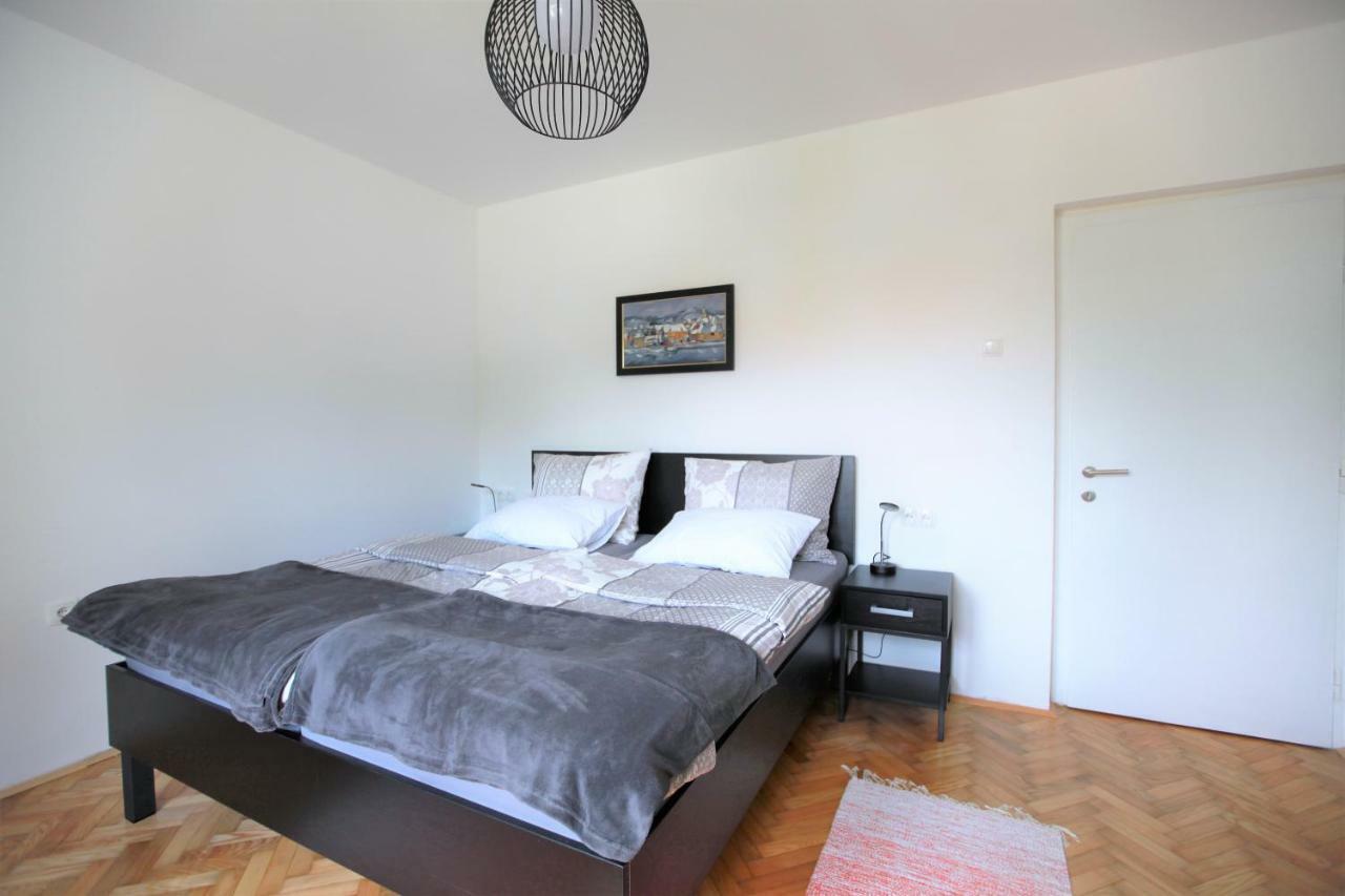 Apartment Gondola Maribor Buitenkant foto